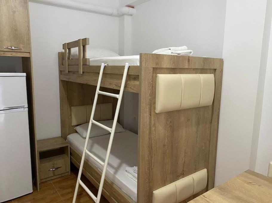 Guesthouse Xhimi 사밀 외부 사진