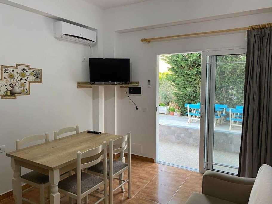 Guesthouse Xhimi 사밀 외부 사진