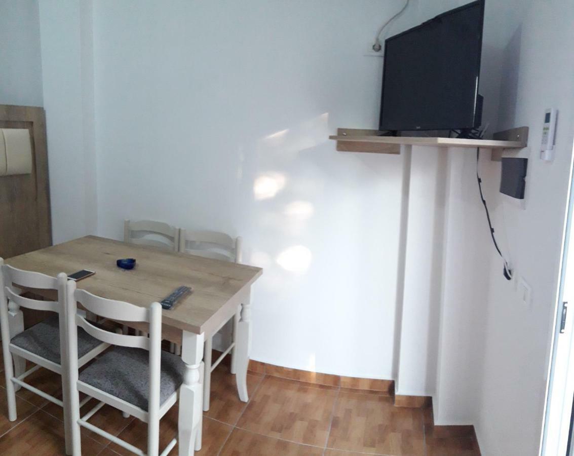 Guesthouse Xhimi 사밀 외부 사진
